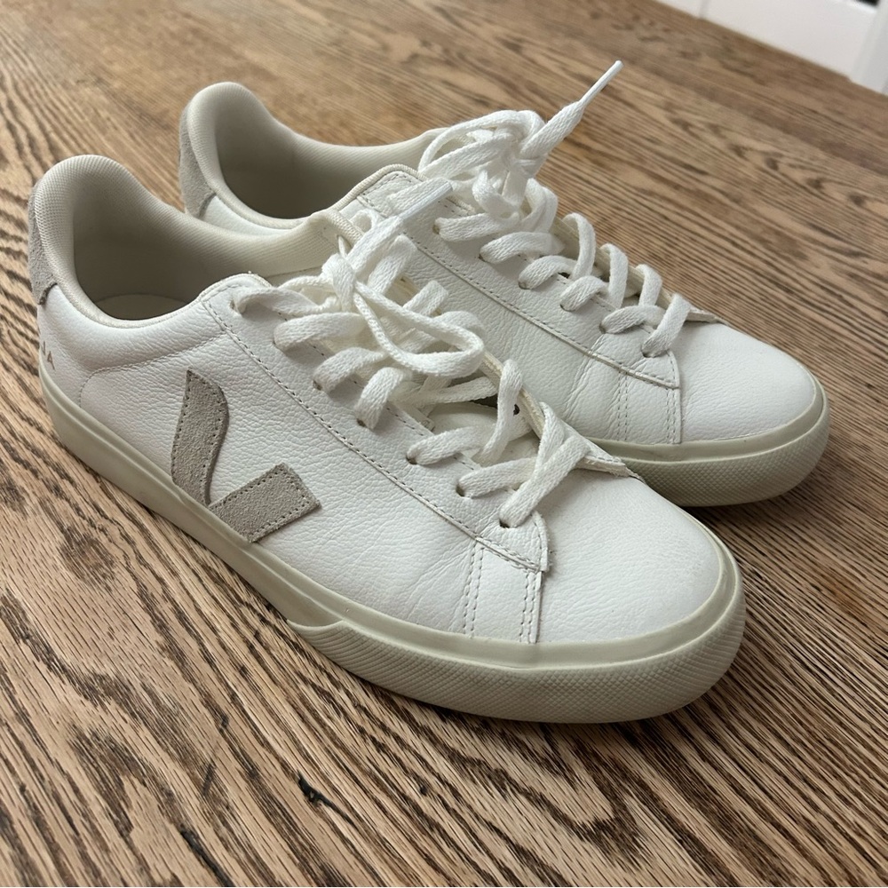 Veja Campo Women's White Sneakers SZ 9